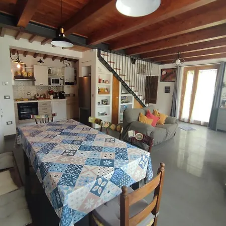 Holiday home La Bottega Del Fabbro Affitto Breve Contigliano